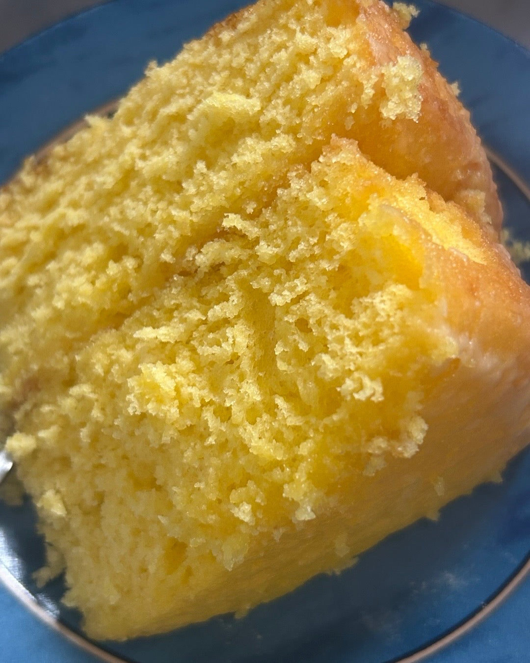 Lemon Cake with Lemon Glaze